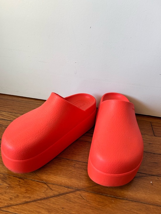 CROCS Shoes - Crocs Slip-On Platform Clogs